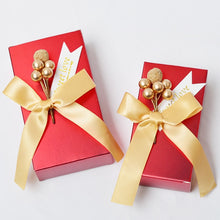 Load image into Gallery viewer, 2000pcs/lot  Wedding favor Red golden unique diy bead flower Square paper candy box packaging gifts boxes for guest