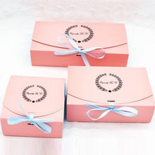 Load image into Gallery viewer, 500 Pcs kraft paper box Wedding party garland Ribbon Pink cupcake Cookies candy box Maccaron Floral Gilding gift packaging bag