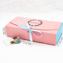 Load image into Gallery viewer, 500 Pcs kraft paper box Wedding party garland Ribbon Pink cupcake Cookies candy box Maccaron Floral Gilding gift packaging bag