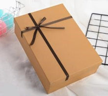 Load image into Gallery viewer, EMS 50PCS Modern Kraft Paper Box DIY Wedding Favor Gift Box rectangle Cake Box Candy gift box Packaging With Ribbon Rope